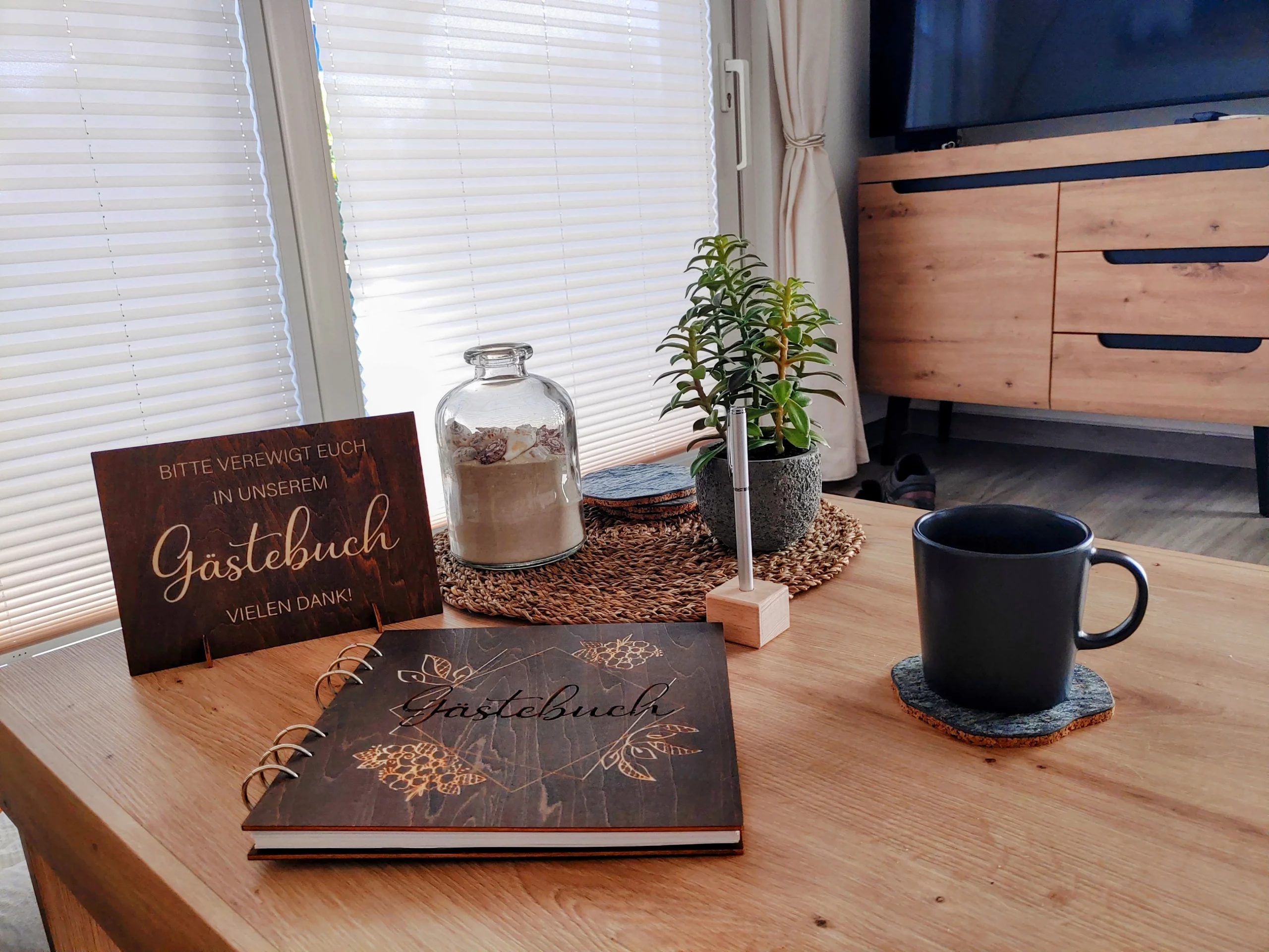 Wohnzimmer (16)